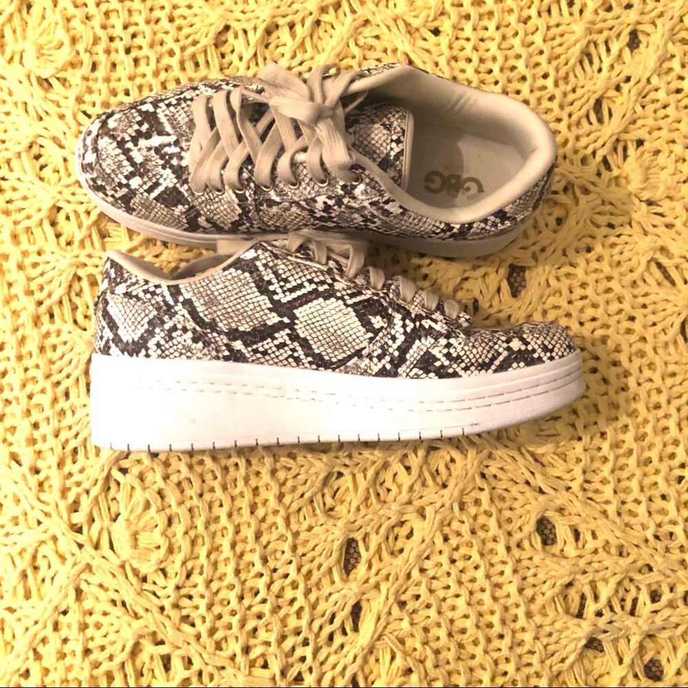 Sneakers snake skin from G(guess)